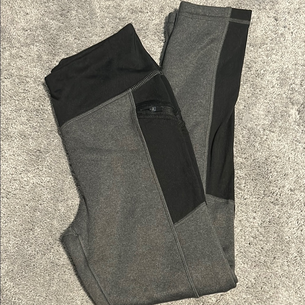 Active Life Sherpa lined Gray and Black Leggings